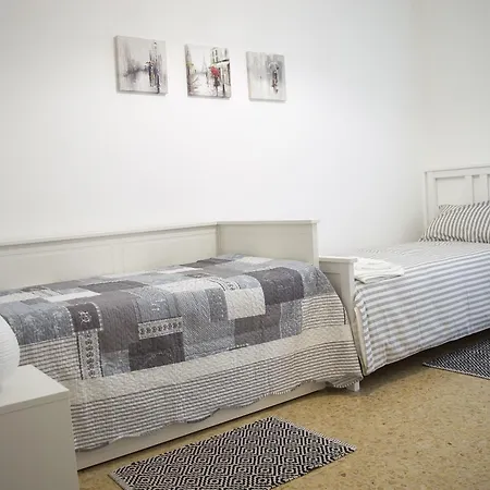 Verona Guest House * ורונה